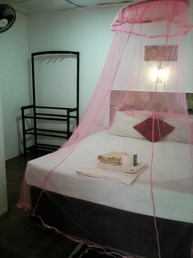 Lotus Inn Tourist Resort Dambulla Exteriör bild