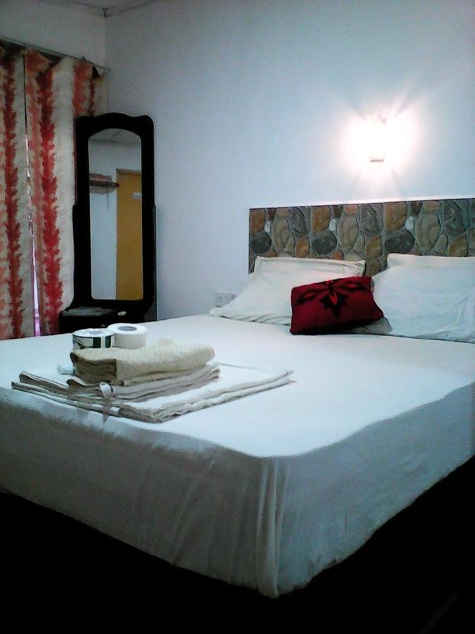 Lotus Inn Tourist Resort Dambulla Exteriör bild