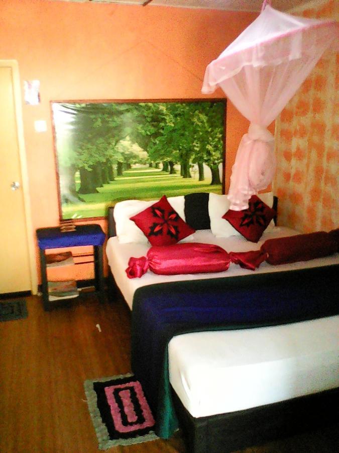 Lotus Inn Tourist Resort Dambulla Exteriör bild